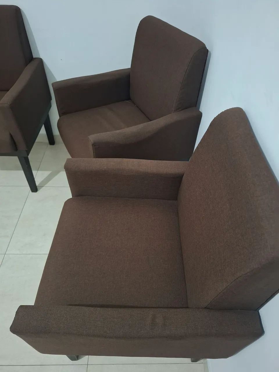 Poltronas Novas Recepção (Cor Marrom) - Foto 3