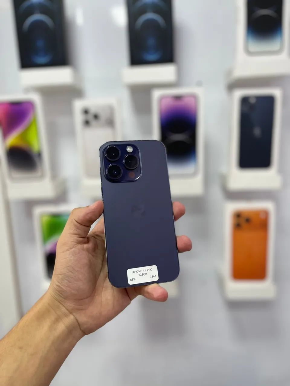 iPhone 14 Pro 128GB SIMフリー Apple iPhone 14 Pro 128GB SIMフリー [シルバー] 価格比較 - 価格.com