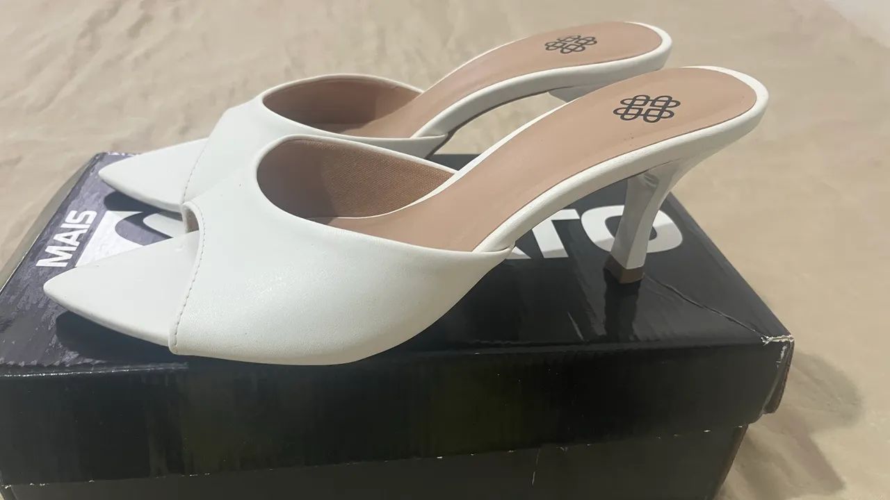 Tamanco branco  NOVO! - Foto 4
