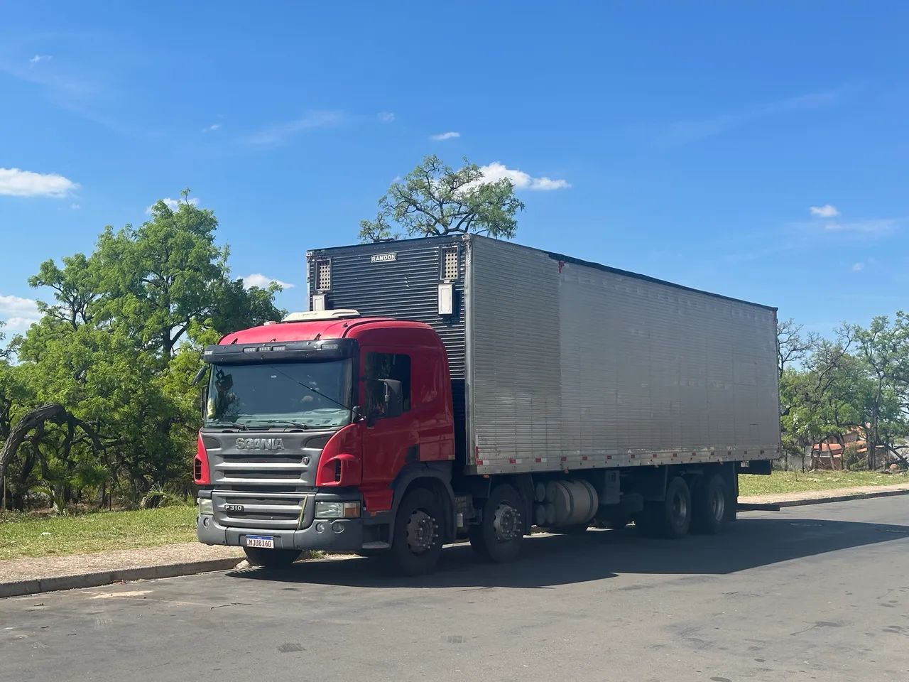 Scania P310 ano 2011 - Foto 3