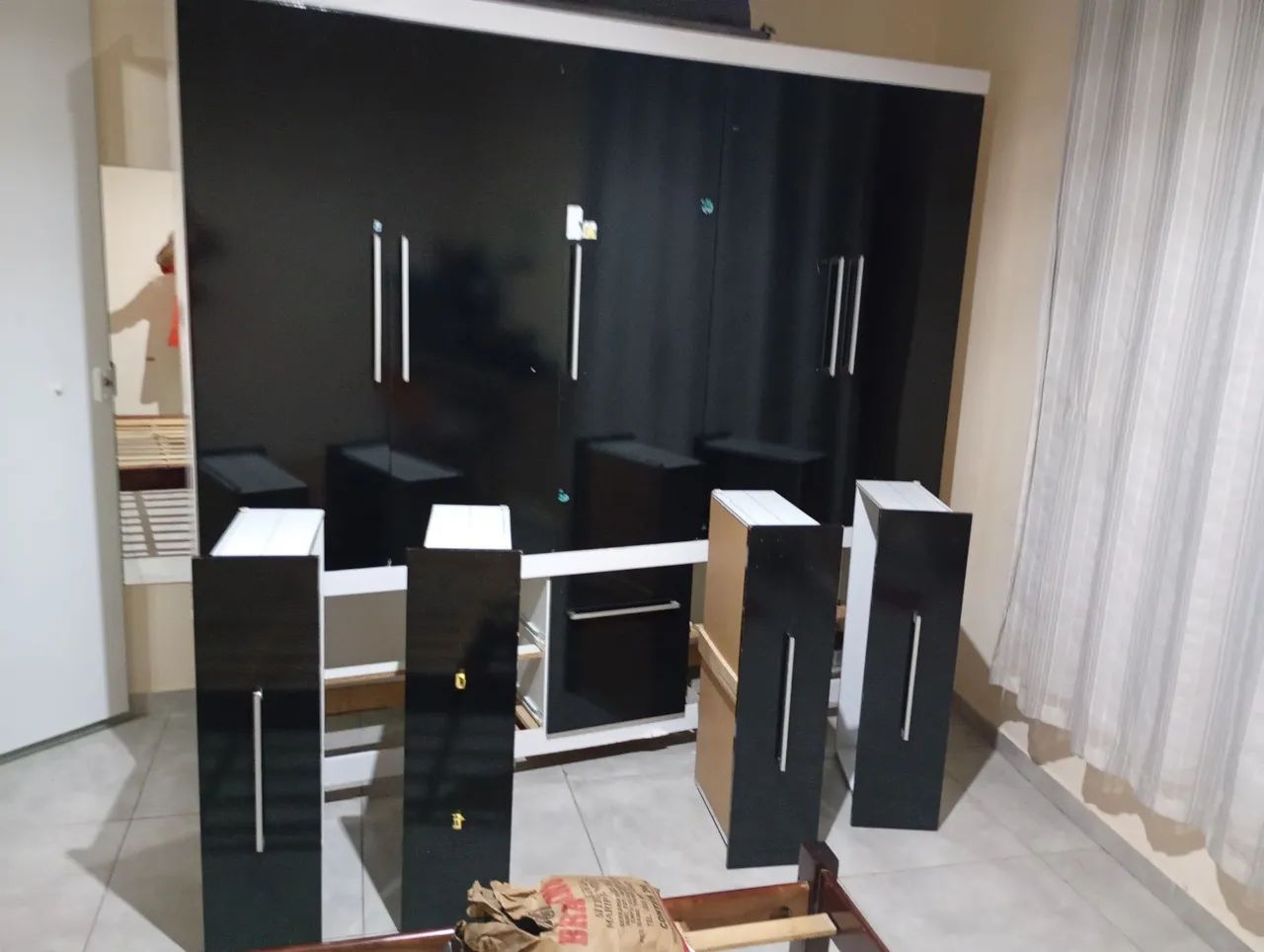 Gua6 roupa 6 portas 
