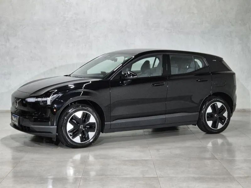 Volvo Ex30 2025