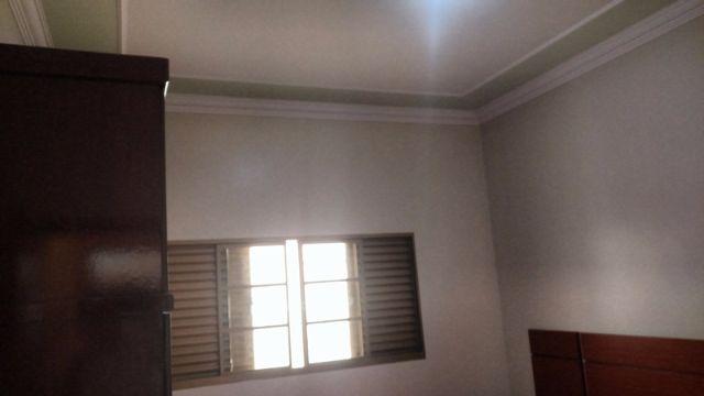 Ótima casa no bairro califórnia em patos de minas - Foto 13
