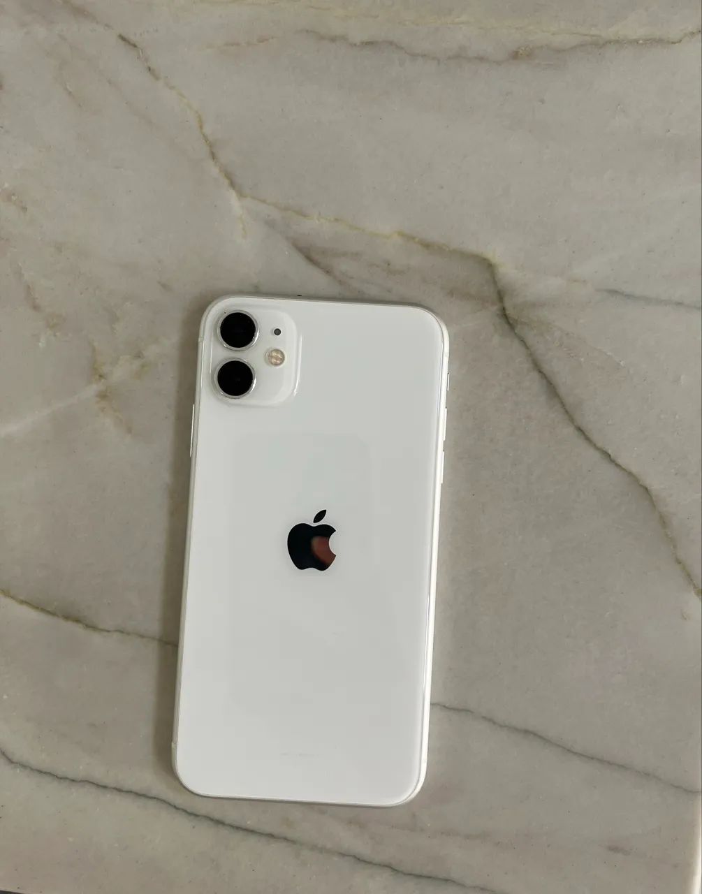 iPhone 11 64gb - Celulares e Smartphones - Praia do Morro