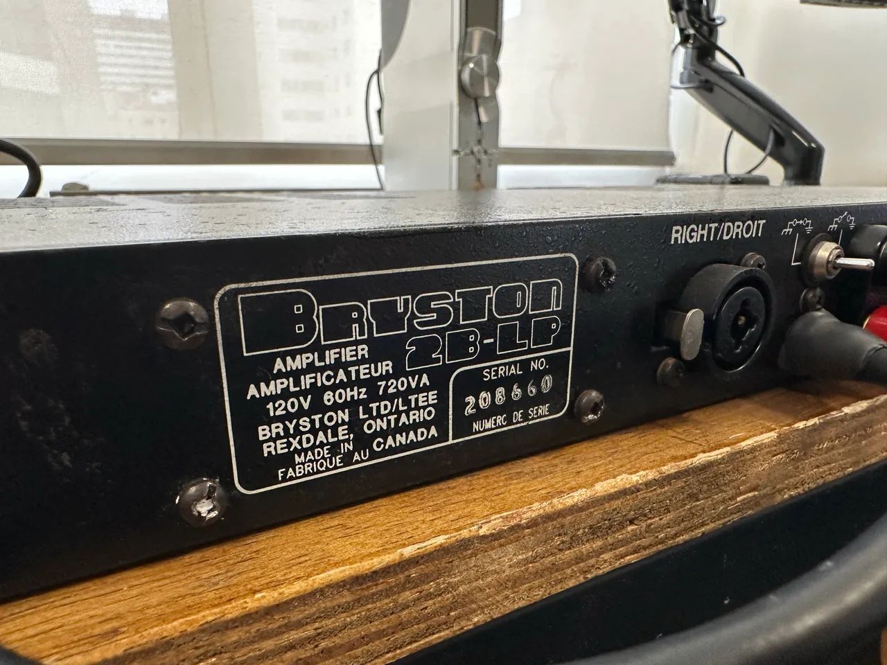 Amplificador Bryston 2b-LP 110v  - Foto 2