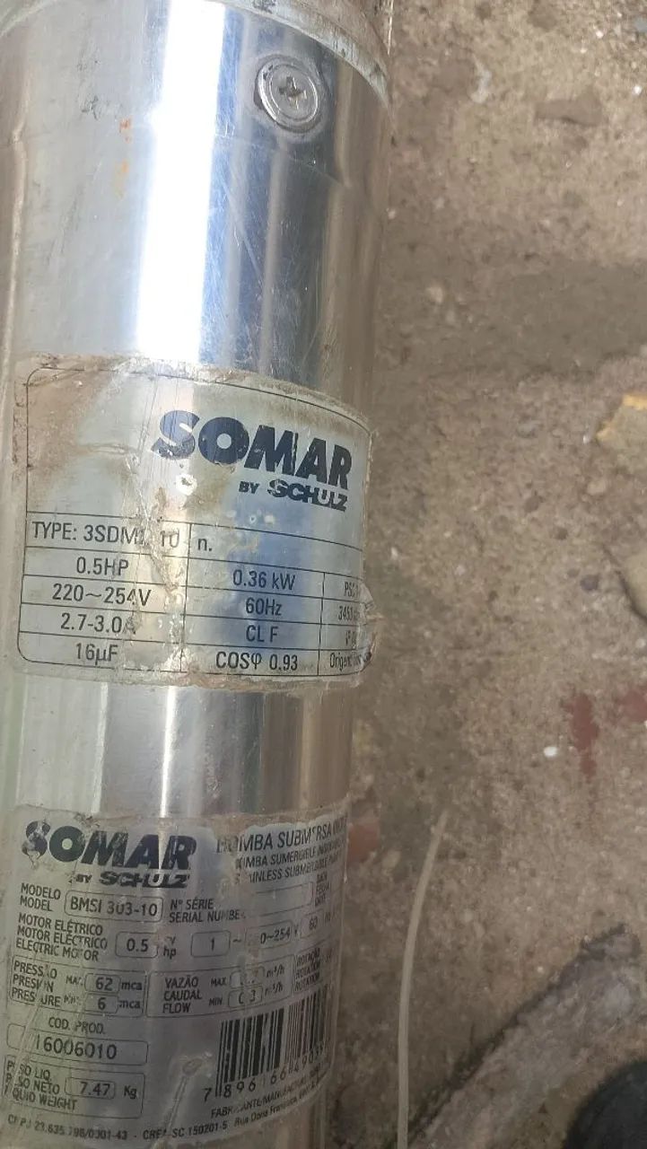 Bomba submersa charuto 