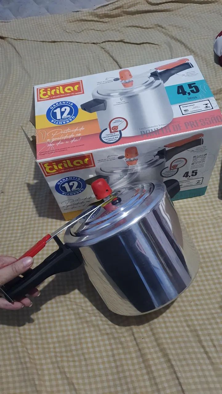 Panela de pressao nova 4,5 L