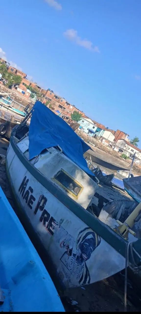 Vendo uma canoa 