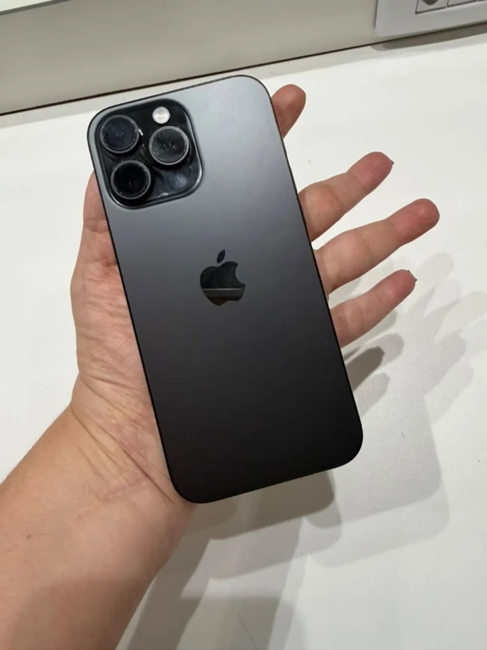 iPhone 16 Pro Max - 256gb - Foto 2