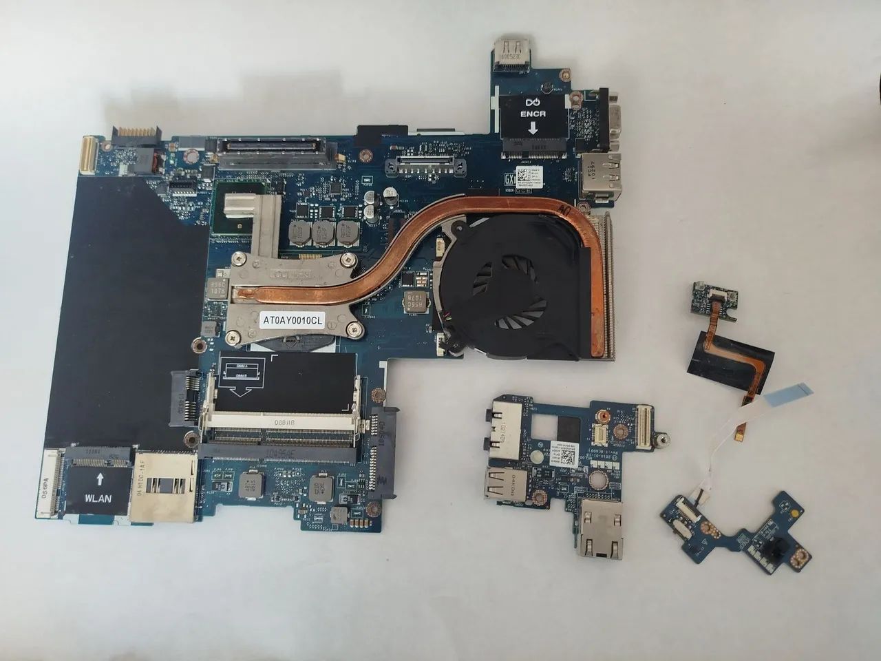Placa Mãe Dell Latitude E6410 LA-5471P azul + Processador Intel I5  - Foto 2
