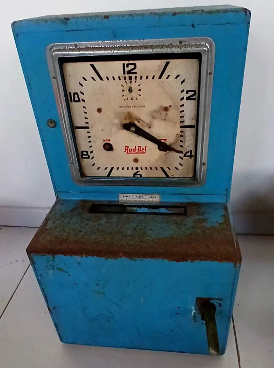 Relógio de ponto Retrô