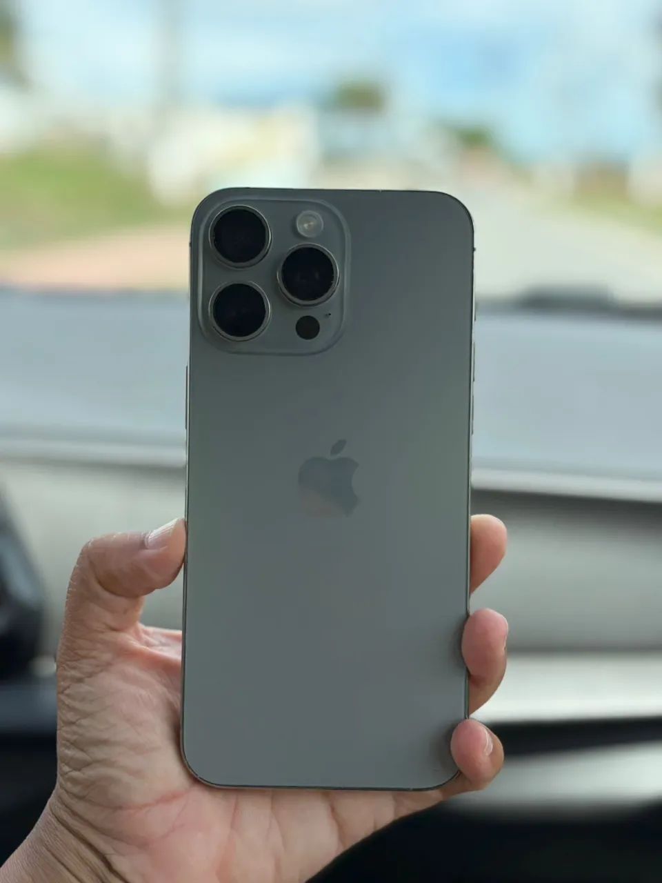 Iphone 15 pro max 256g todo original 