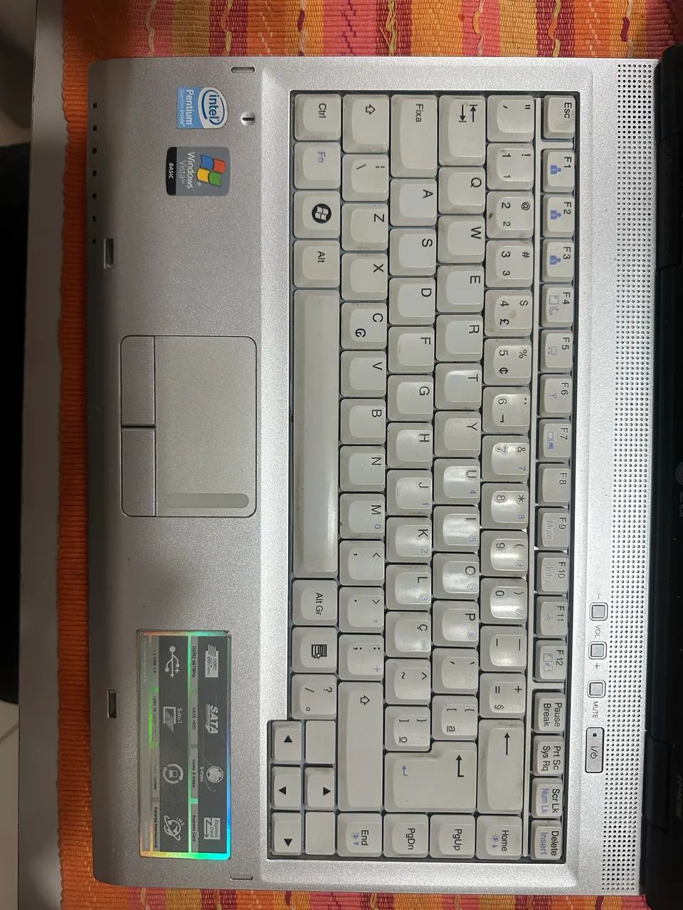     Notebook LG LGR40 R405