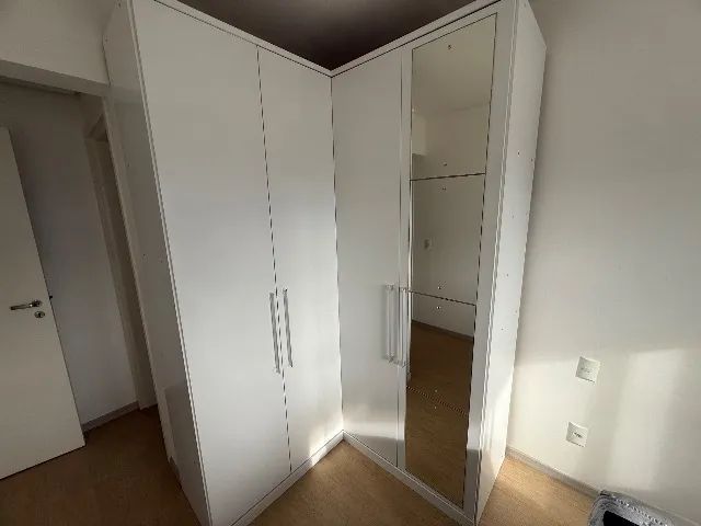 Armário/Guarda Roupa de Canto