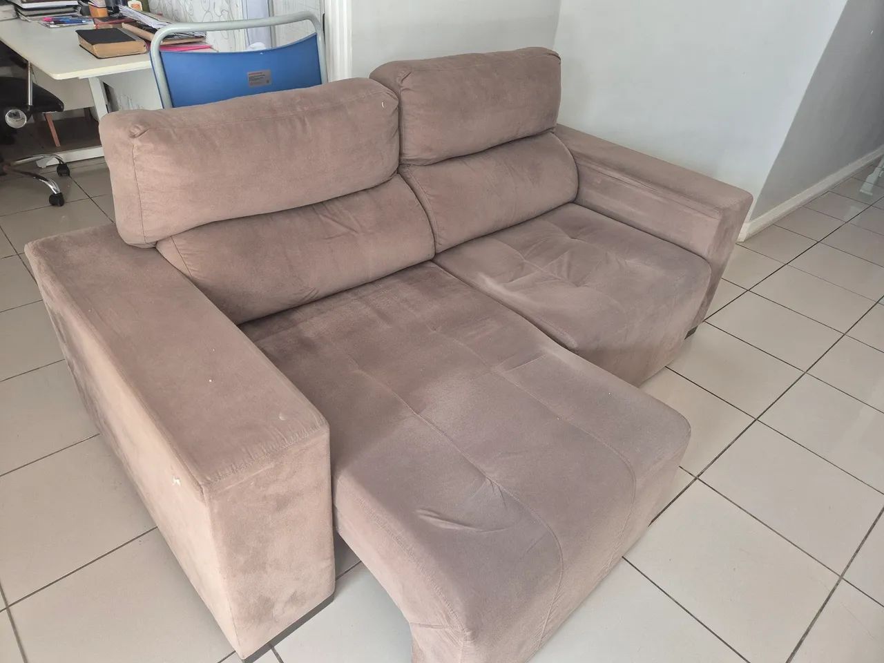 Sofá marrom reclinavel - Foto 4