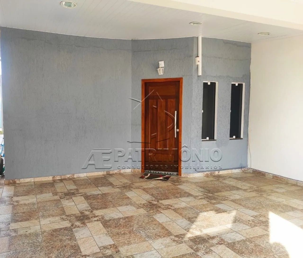 CASA TERREA COM 2 QUARTOS - ELIANA