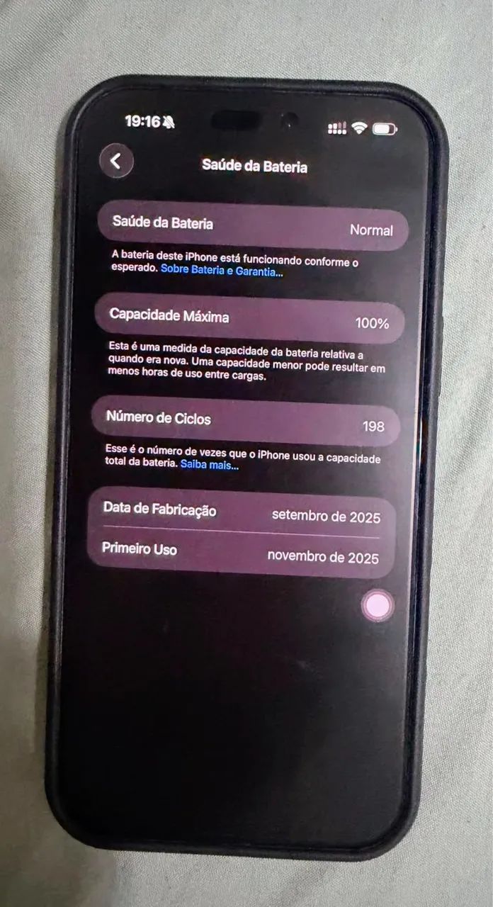 Imperdível vendo IPhone 17 pro Max azul 256gb R$ 7.300,00 - Foto 2