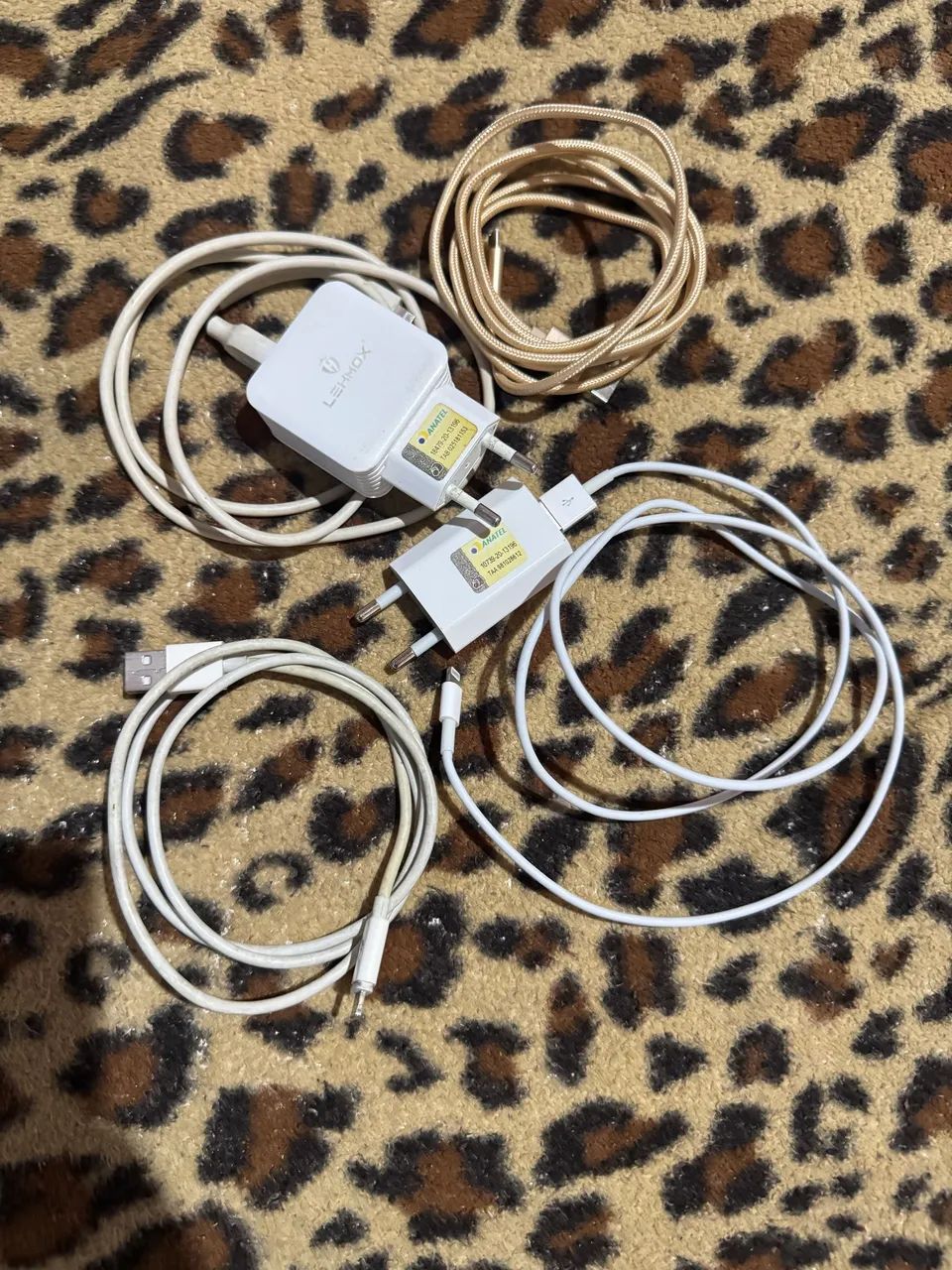 Capas lentes câmera para iPhone promax e carregador - Foto 3