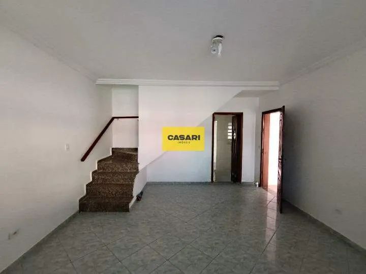 Sobrado com 3 Dormitórios e 2 Vagas para Locação  Santo André - Foto 2