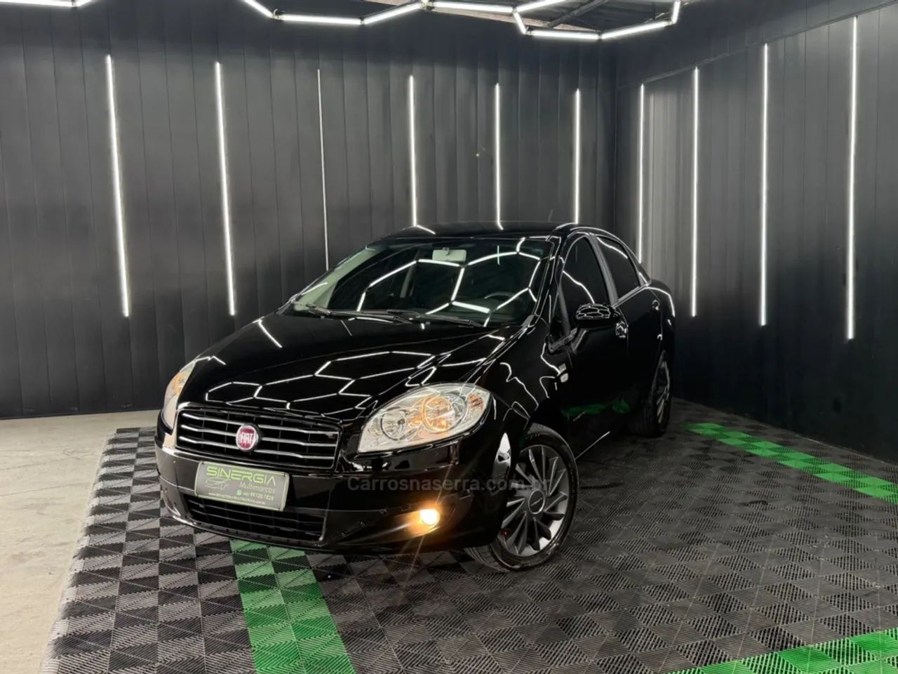 Fiat Linea LINEA ESSEN.SUBLIME 1.8 Flex 16V 4p 2016