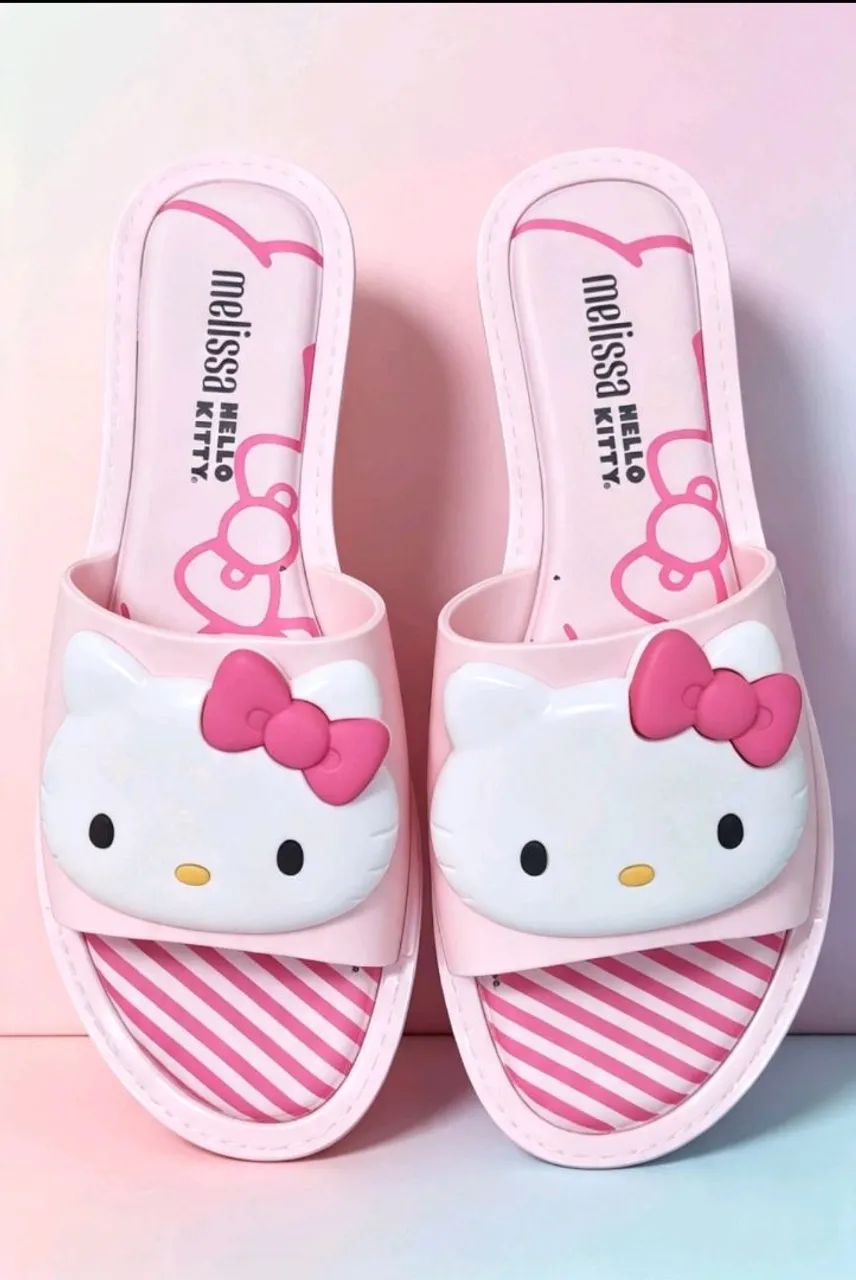Chinelo hello Kitty Rosa 36 (novo) - Foto 2