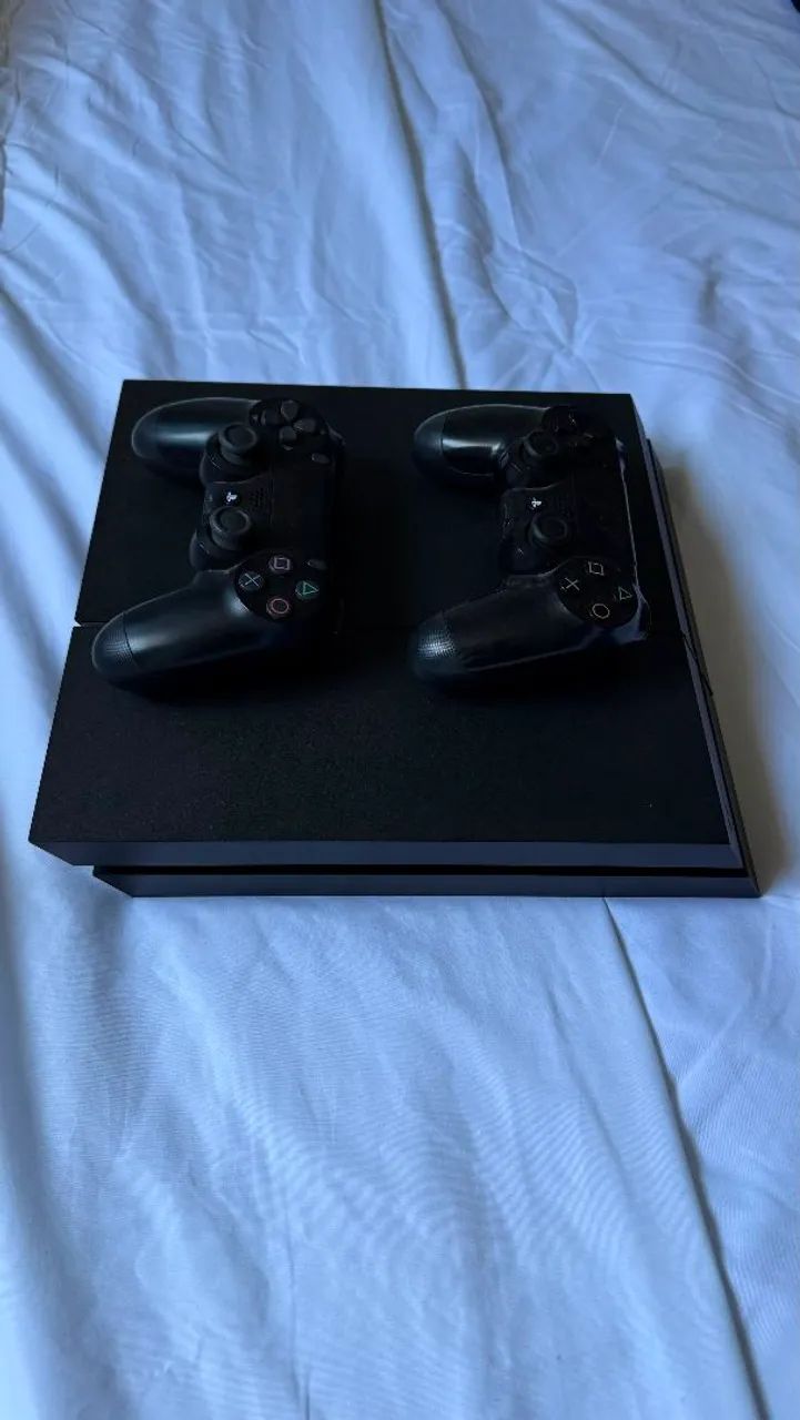 Ps4 1tb 2 controles