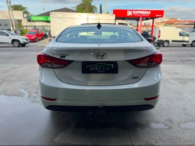 Hyundai Elantra GLS 2.0 16V Flex Aut. 2015 - Foto 5