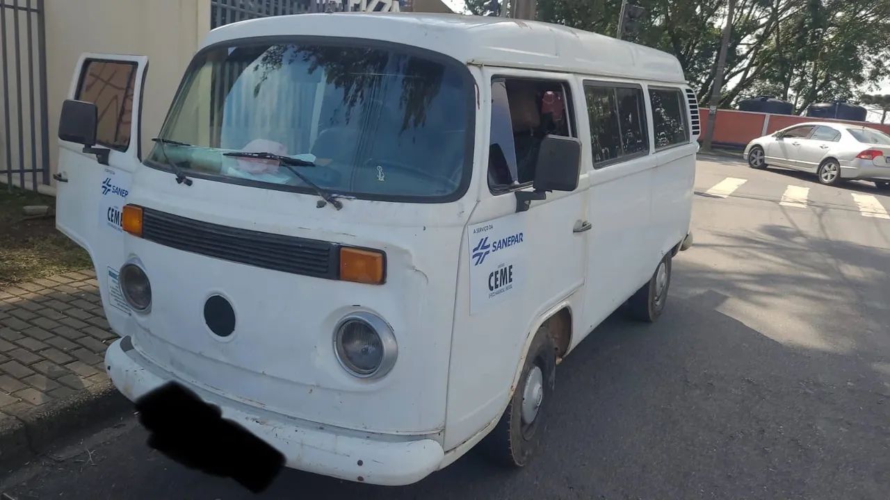 Volkswagen Kombi Kombi Standard/ Luxo/ Série Prata 2004
