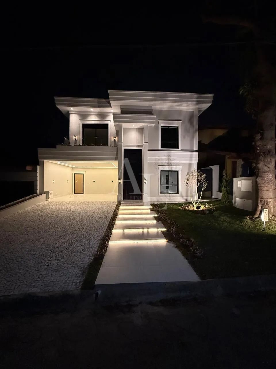 Casa totalmente reformada e nunca habitada após reforma com 4 suítes bem localizada - Alph - Foto 4