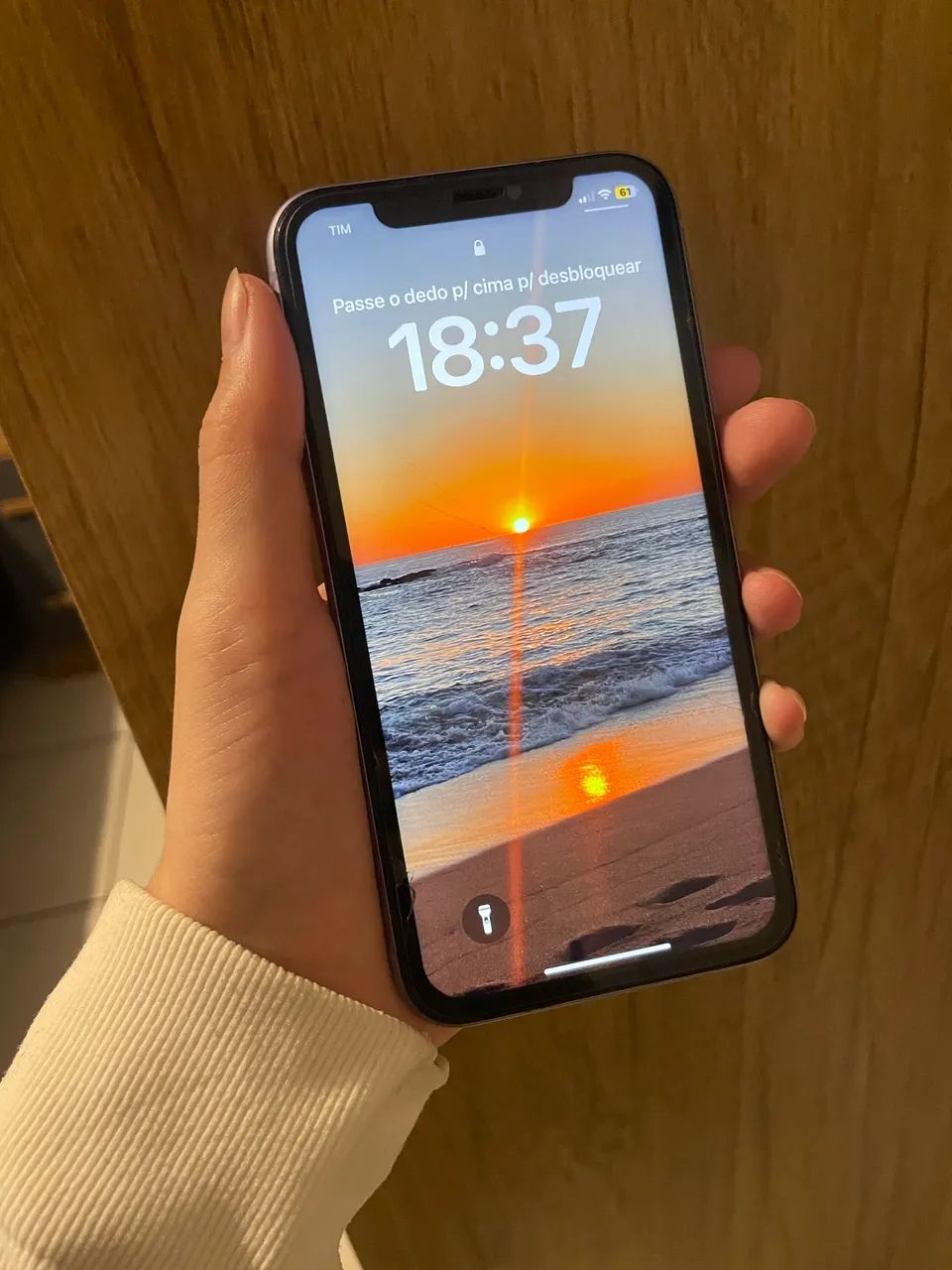 Iphone 11 64GB - Lilás - Foto 2