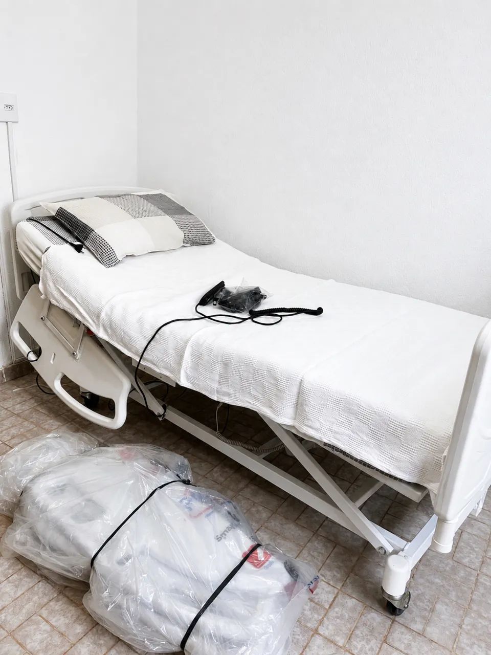 Cama Hospitalar Elétrica - Foto 2