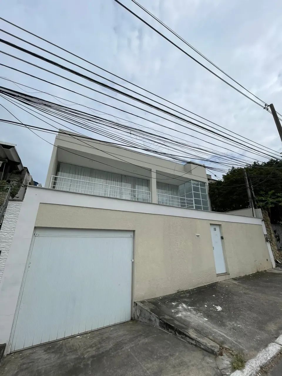 Casa para venda com 420 metros quadrados com 5 quartos - Foto 2