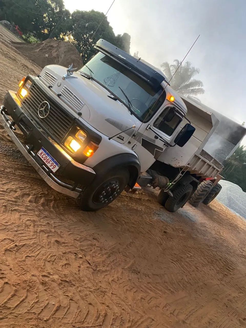 Caçamba 1113