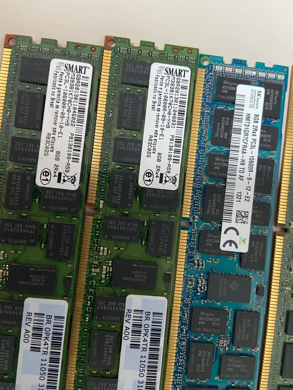 Kit com 4 pentes de memória pc3l-10600r ddr3 ecc 8Gb cada pente - Foto 2