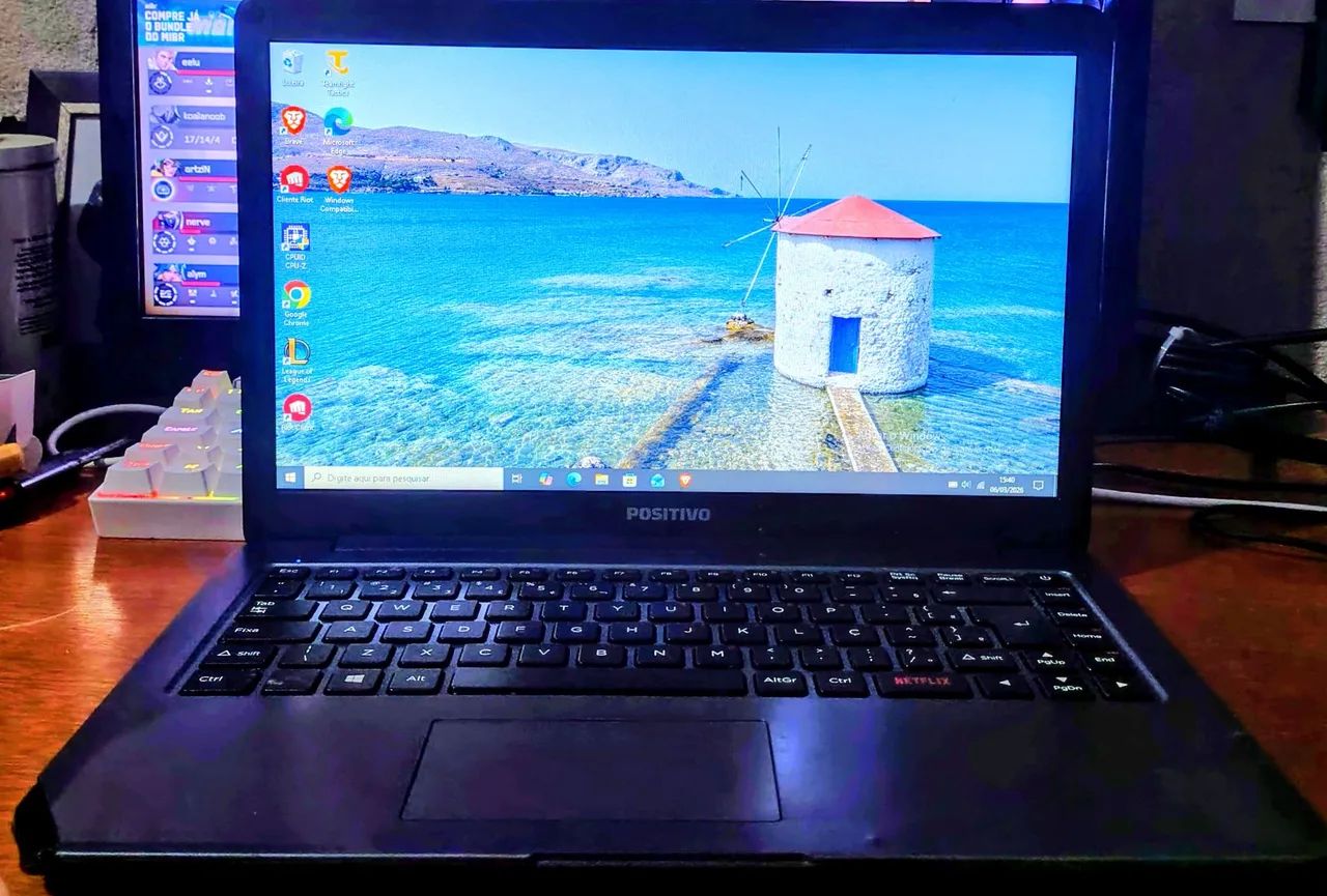 Notebook Positivo Intel i3 de sétima geração - HD 1TB - Ideal para estudos e trabalho
