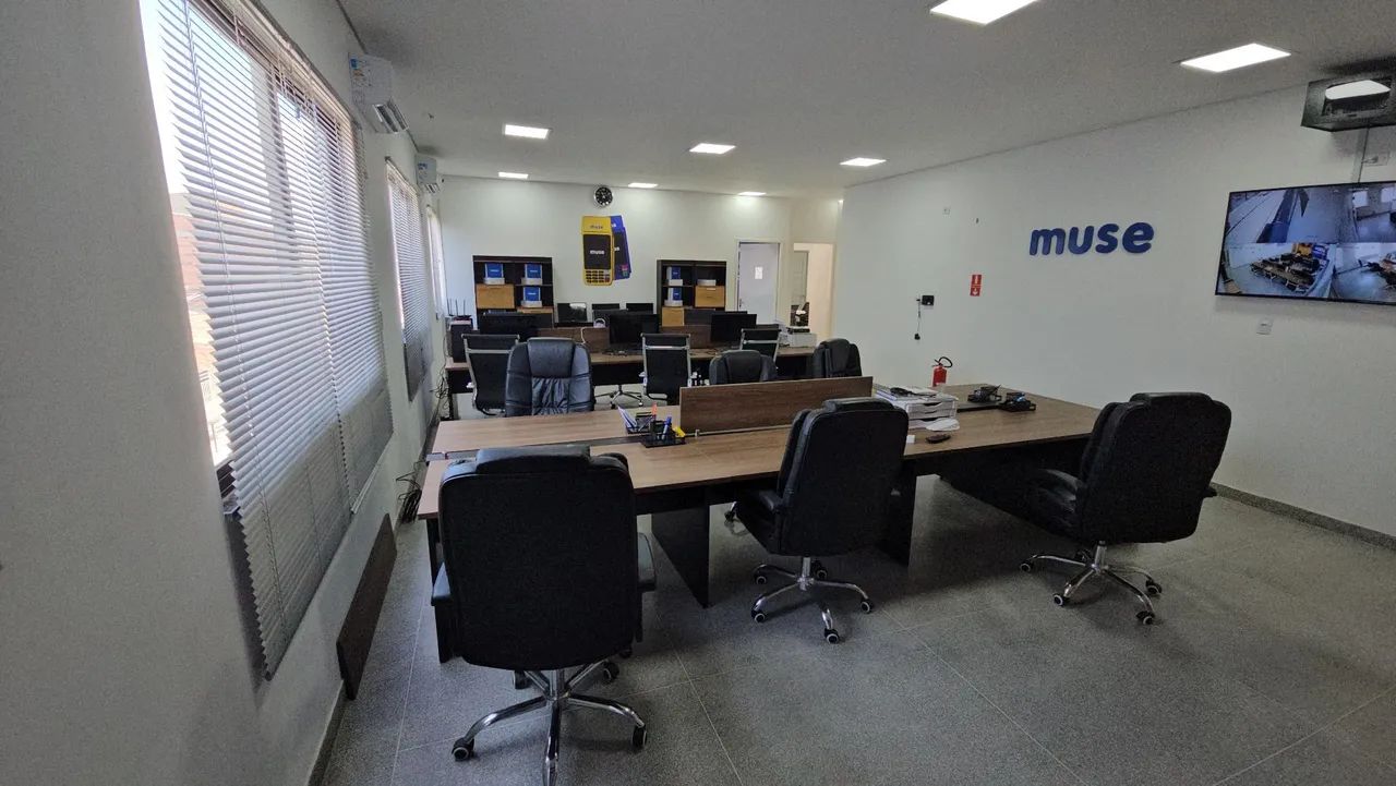 Alugo sala de alto padrão,  mobiliado! - Foto 5