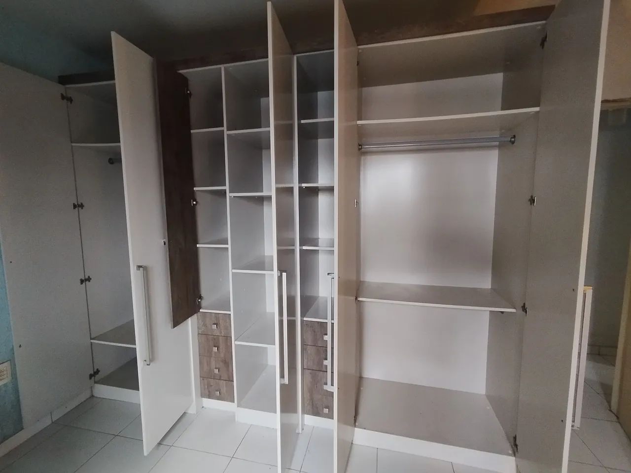 Guarda roupa 7 portas! - Foto 2