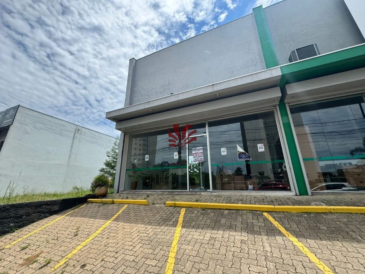 Loja com 160m², Igara - Canoas/RS