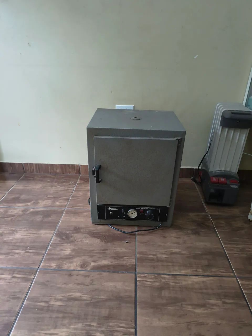 Estufa p esterilizar instrumentos