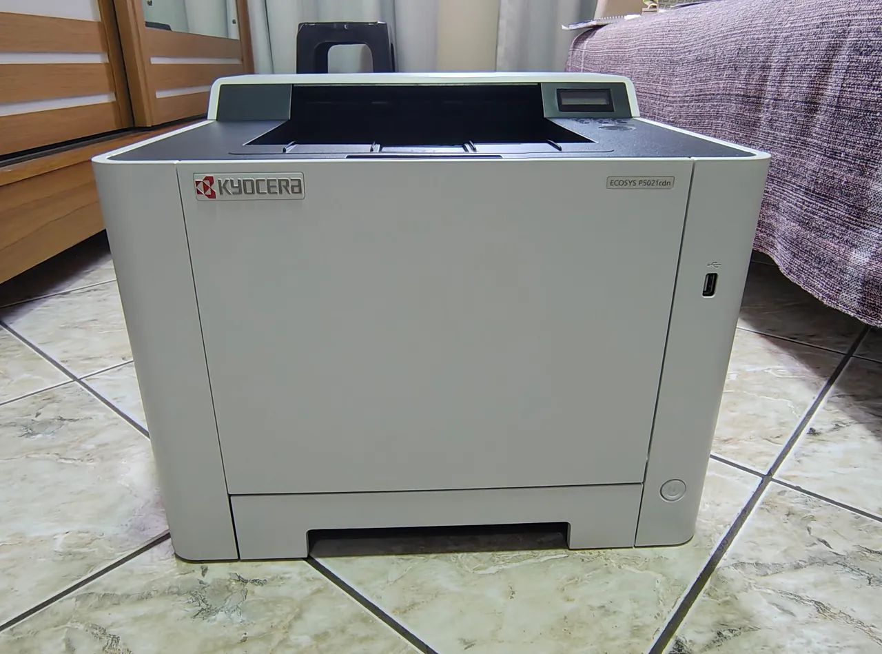 Impressora Laser Kyocera Colorida 