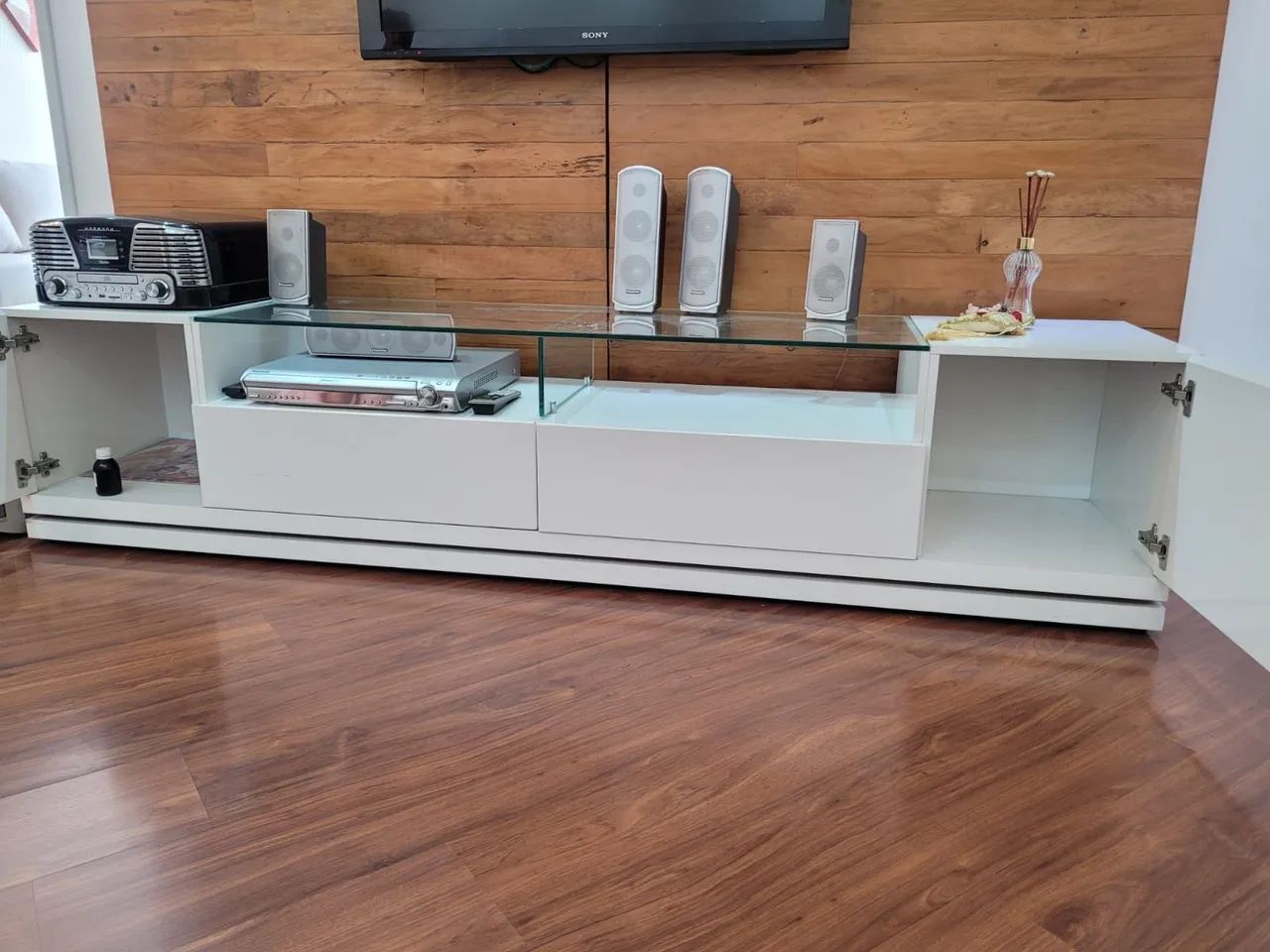 Rack MDF com gavetas 