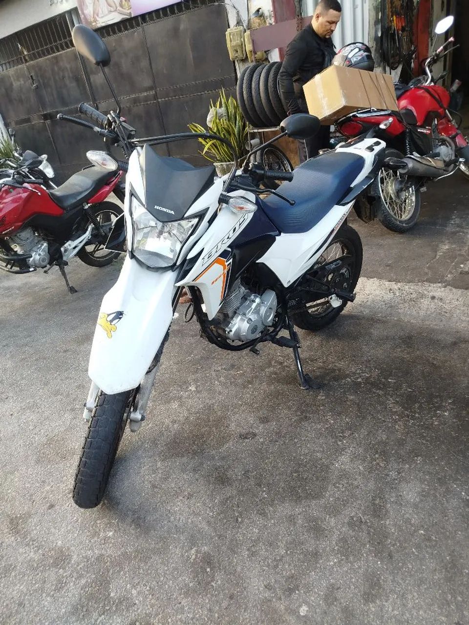 Bros 160 