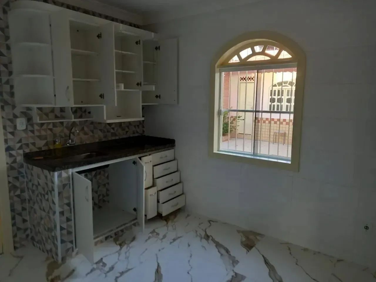 Excelente Casa à Venda em Ponta da Fruta  360m² e 3 Quartos - Foto 5