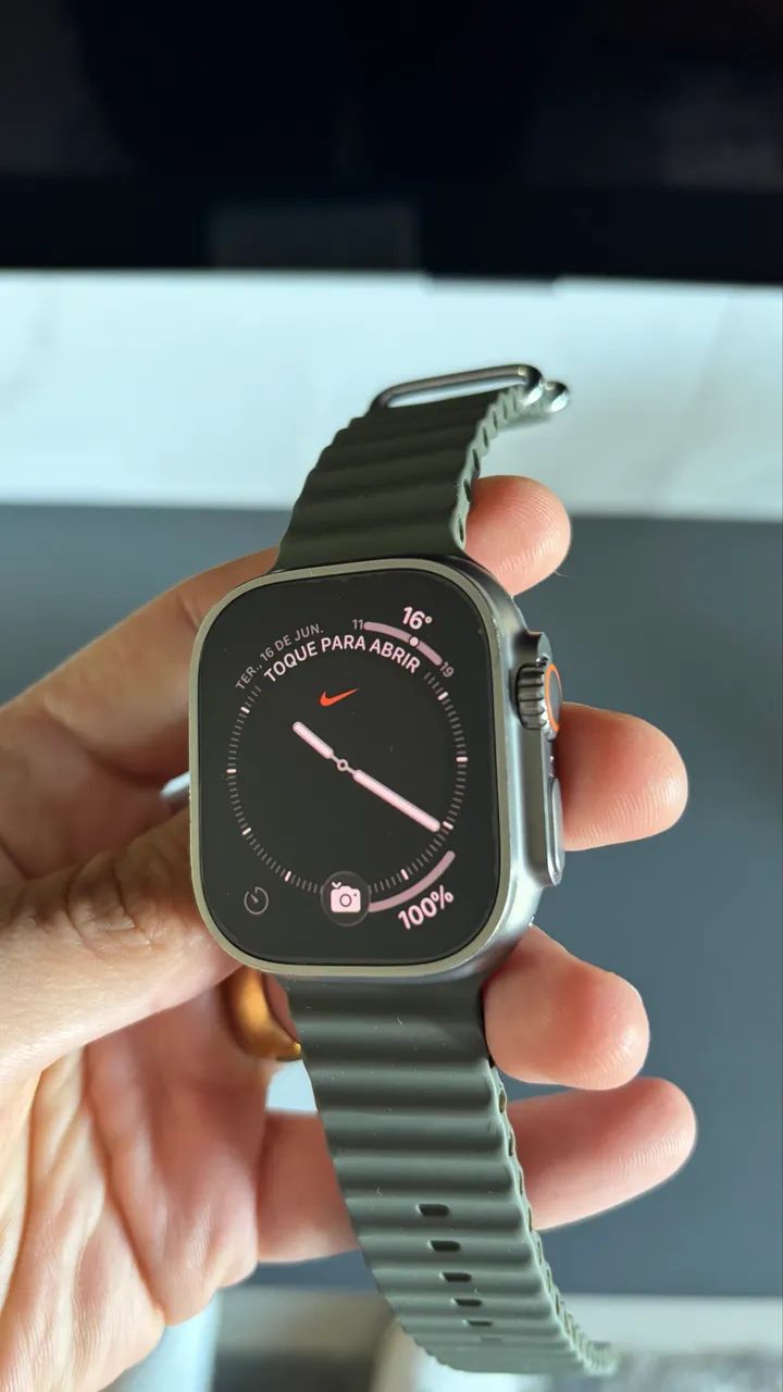 Apple Watch Ultra 2 Titanium 49mm GPS+Celular