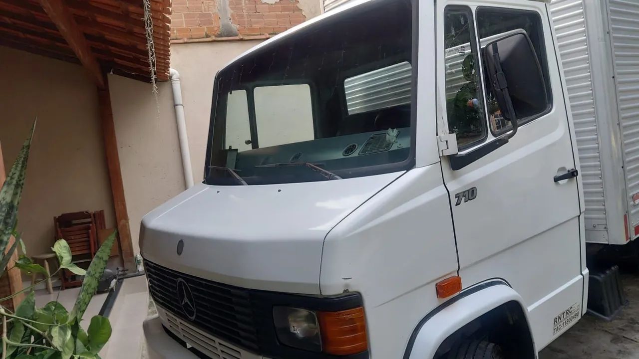 Caminhão mb 710 - Foto 2