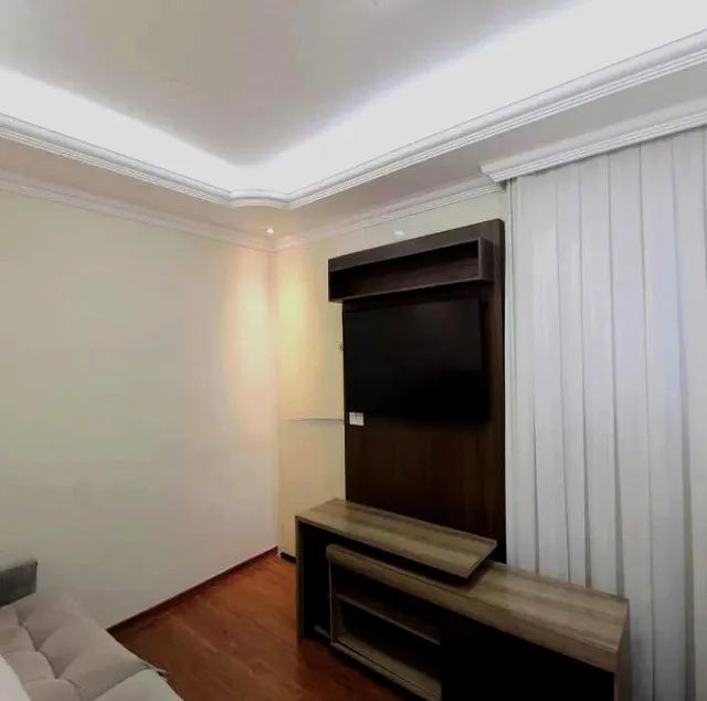 Apartamento ( 2 dormitórios ) , aluguel anual com caução e com mobília. 