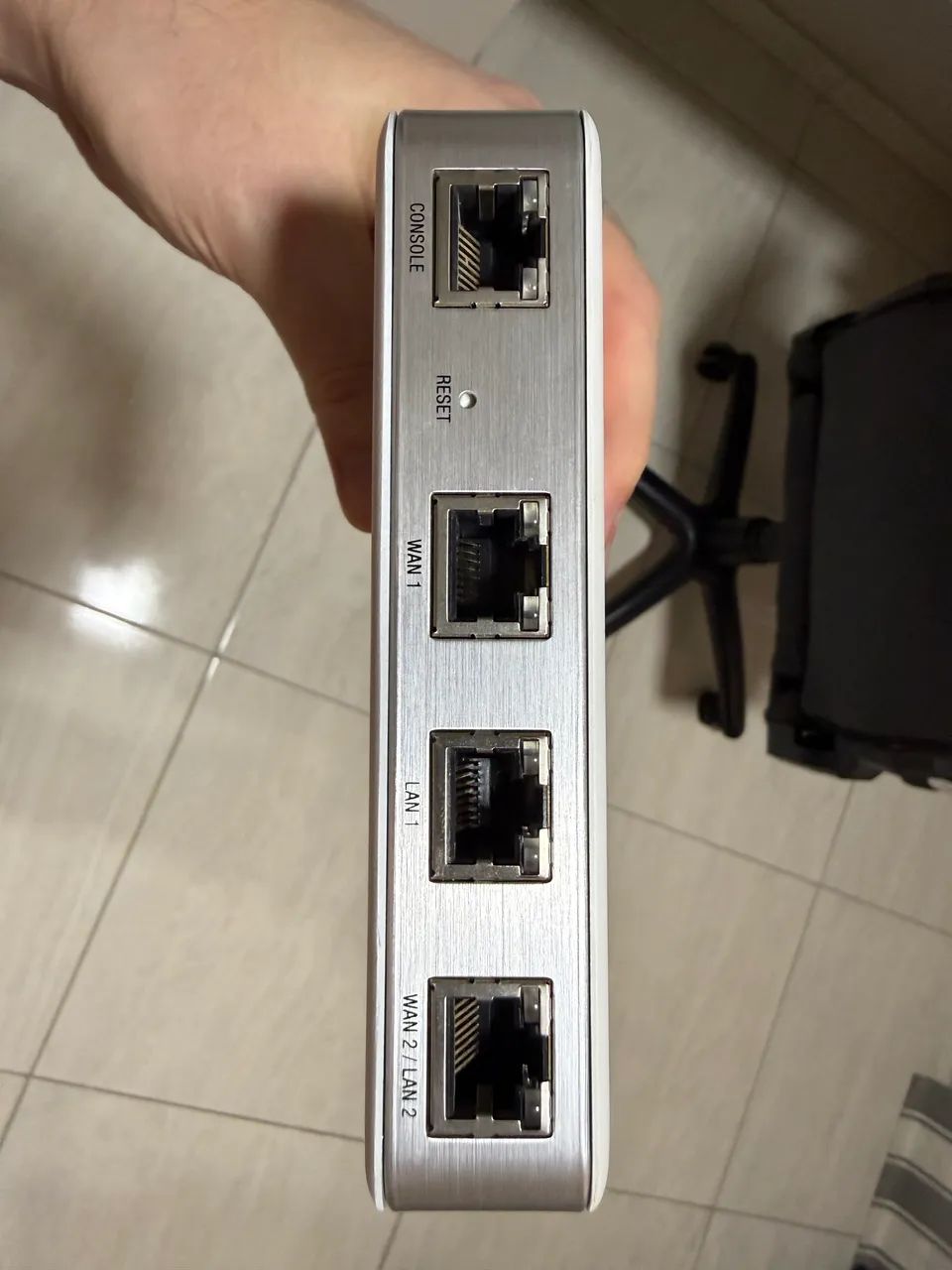 Roteador Ubiquiti USG 3P