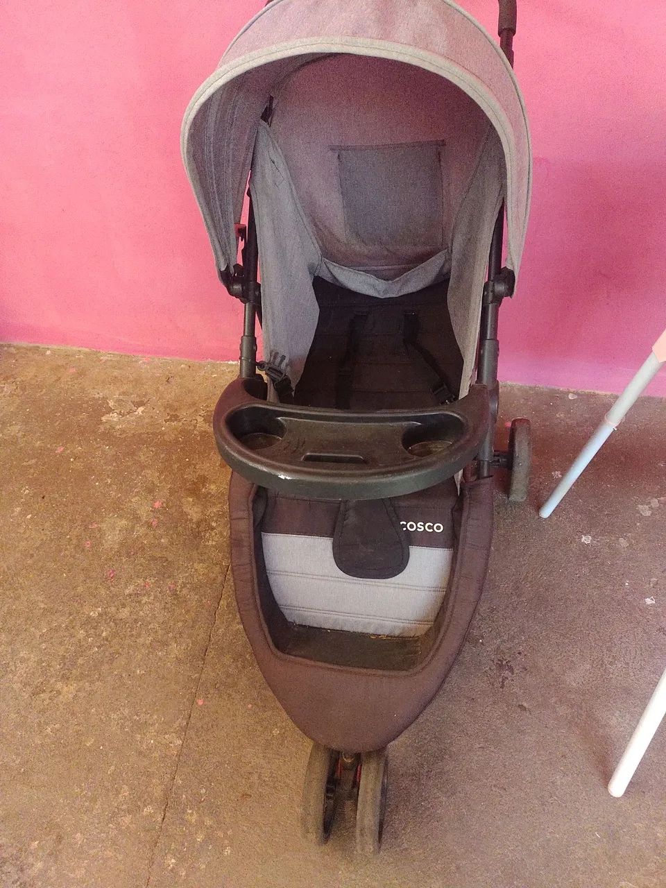 Carrinho de bebê cosco