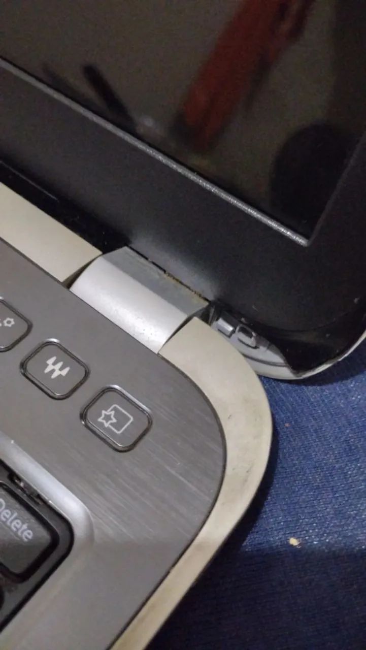 Vende-se notebook com algumas marcas de uso - Foto 3