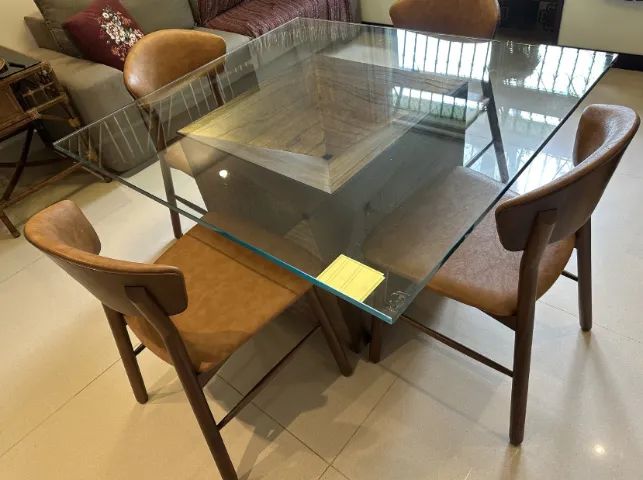 Mesa de jantar quadrada de alto padrão - OPORTUNIDADE - Foto 4